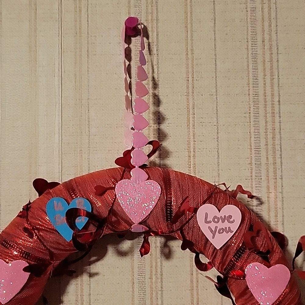 HAND CRAFTED WREATH VALENTINE'S CONVERSATION HEARTS AND ROSE